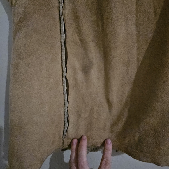 Faux Sheepskin Vest - Picture 4 of 4